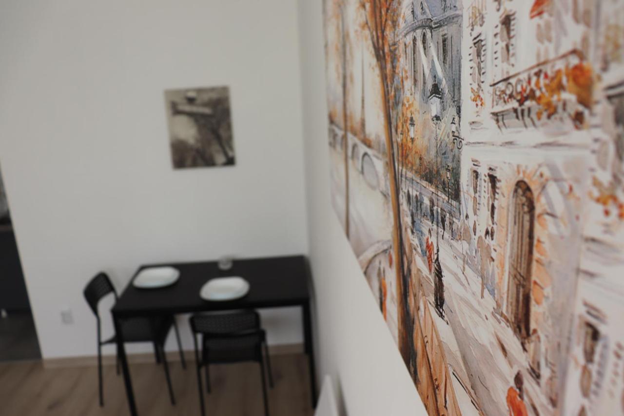 베오그라드 Apartman Lena Banovo Brdo 아파트 외부 사진