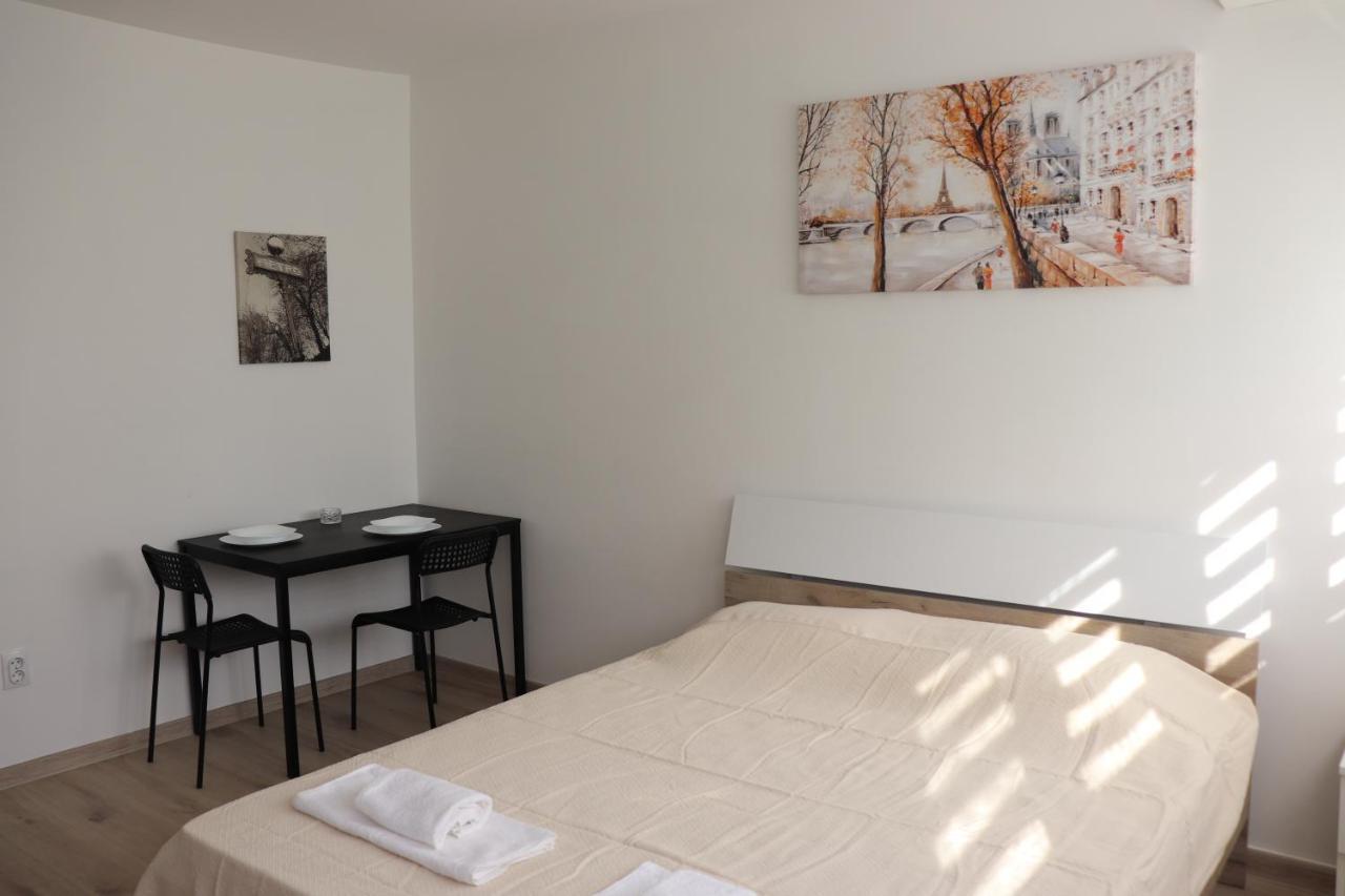 베오그라드 Apartman Lena Banovo Brdo 아파트 외부 사진