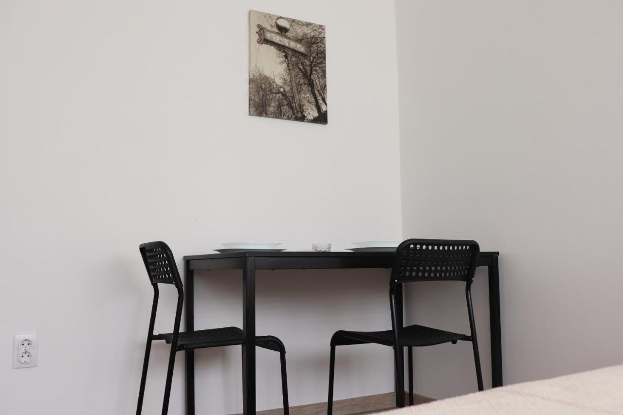 베오그라드 Apartman Lena Banovo Brdo 아파트 외부 사진